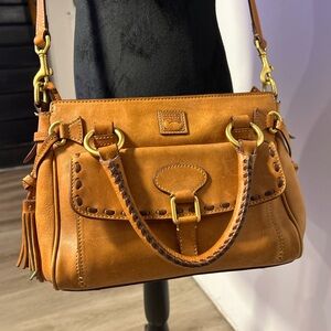 Vintage Dooney & Bourke Alert ✨